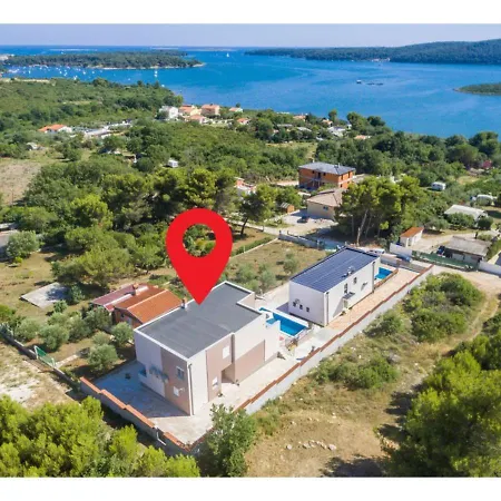 Villa Villa Martina Pomer